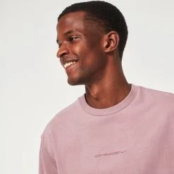 OAKLEY SOHO SL TEE TOADSTOOL 23 -Volcom Boutique 9 118280 soho sl tee toadstool foa403682 8a6 02